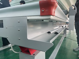 Mesa de Trabajo Multifuncional de Formato Grande Fayon de 1325 mm <span class=keywords><strong>y</strong></span> Aplicador de Cama Plana para Letreros - Product Image 4