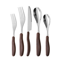 Ensemble de couverts en plastique et acier inoxydable 304, couteau à steak, fourchette, couteau, fourchette et cuillère de style japonais tendance, design minimaliste moderne