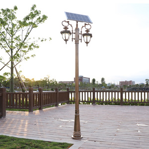Lampadaire de jardin solaire en laiton à LED double éclairage avec abat-jour en verre IP54 3500K Blanc chaud Capteur de mouvement Garantie 10 ans Éclairage - Product Image 1