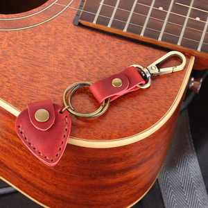 Gegraveerde Gitaar Pick Sleutelhanger Nieuwigheid Geschenken Elektrische Gitaar Accessoires Gitaar Plectrums Zakje Organizer Cadeau Voor Hem - Product Image 6