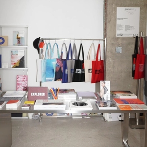 Factory Direct Customized shopping bagTrade Show Promotional Custom tote bag Eco Friendly Laminated travel Bag - Product Image 2