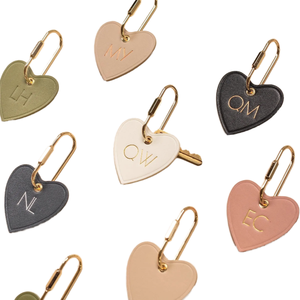 Llaveros modernos en forma de corazón en relieve llavero de Metal gancho personalizado estilo de dibujos animados llavero de cuero gran Idea de regalo - Product Image 2