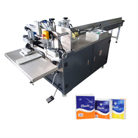 Machine économique d'emballage de papier absorbant pour mouchoirs en papier, à commande par un seul operateur, avec fonction de scellage et de découpe intégrée