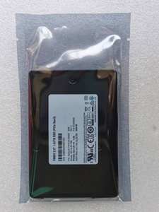 MZQLB1T9HAJR-00003硬盘1.9tb U.2 NVMe PCIe3.0 x4 V4 TL-PM983系列 - Product Image 2