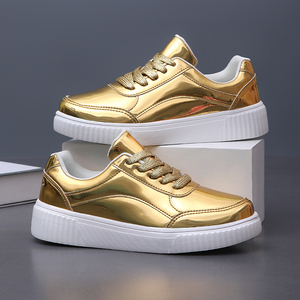 Baskets basses décontractées de <span class=keywords><strong>basket</strong></span>-ball en cuir personnalisées pour femmes, chaussures de skateboard plates rétro en or or rose pour femmes - Product Image 4