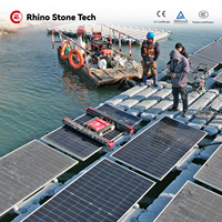 Traqueur de chenilles Machine de nettoyage photovoltaïque commerciale et industrielle Robot de nettoyage de panneaux solaires portable pour ferme solaire