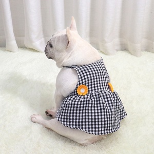 Robe courte à fines bretelles en coton-lin, motif floral, style bouffant, pour printemps/été, inspirée des bouledogues français et des pugs - Product Image 3