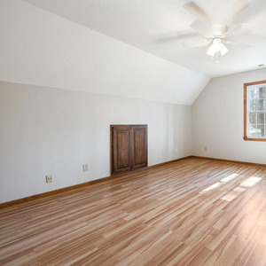 Campione Gratuito: Rotoli di Pavimento <span class=keywords><strong>in</strong></span> <span class=keywords><strong>PVC</strong></span> Vinilico Impermeabile Personalizzati con Retro <span class=keywords><strong>in</strong></span> Feltro Antiscivolo e Spugna per Scuole - Product Image 6