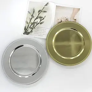 Grosir pernikahan grosir pelat pengisi daya emas perak metalik untuk makan malam piring pengisi daya bulat bermanik-manik plastik