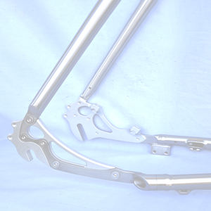 <span class=keywords><strong>Cuadro</strong></span> de grava de <span class=keywords><strong>titanio</strong></span> personalizado con BB excéntrico Bushnell para <span class=keywords><strong>cuadro</strong></span> de bicicleta de transmisión por correa y <span class=keywords><strong>cuadro</strong></span> de <span class=keywords><strong>MTB</strong></span> Rohloff de <span class=keywords><strong>29</strong></span> pulgadas - Product Image 4