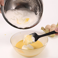 Spatule en silicone intégrée, grattoir à crème pour gâteaux, petite spatule en T, étaleur de beurre, outil de pâtisserie, modèle Q1026
