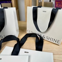 Fourre-tout café avec logo personnalisé Cadeau de luxe Sacs à provisions en papier artisanal pour vêtements avec poignées