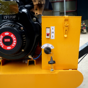 Rouleau vibratoire diesel CF173F à tambour unique, moteur jaune, équipement de construction routière - Product Image 1
