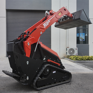 Mini-chargeuse sur chenilles diesel <span class=keywords><strong>Kubota</strong></span> V1000 avec moteur <span class=keywords><strong>Kubota</strong></span> et accessoire débroussailleuse <span class=keywords><strong>à</strong></span> vendre - Product Image 2