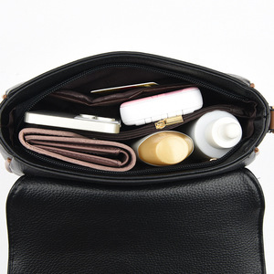 2025ใหม่กระเป๋าทรงสี่เหลี่ยมขนาดเล็กพร้อมดีไซน์ขนาดเล็กกระเป๋าคาดลำตัวอเนกประสงค์กระเป๋าสะพายไหล่กระเป๋าใต้วงแขนใบเดียว - Product Image 4