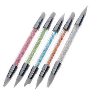 Lot de 5 pinceaux à ongles en silicone avec manche diamanté, stylo graffiti, outil de sculpture et de gaufrage, design floral 3D, stylo à ongles en silicone pour manucure - Product Image 6