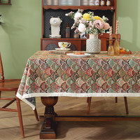 Nappe de style américain vintage en fibre synthétique jacquard teinte en fil, anti-poussière, personnalisable, fabriquée en Chine, motifs floraux, à pompons