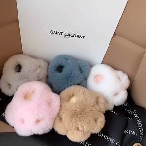 Prezzo di fabbrica vera Rex pelliccia di coniglio luce portachiavi morbido zampa gatto artiglio peluche portachiavi per la ragazza regali per bambini giocattoli auto ciondolo chiave - Product Image 4