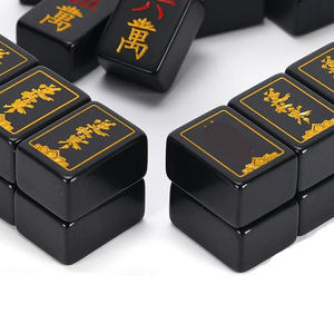Ensemble de Mahjong Américain Portable Premium en Acrylique avec Étui en Alliage d'Aluminium Durable pour les Jeux de Cartes de <span class=keywords><strong>Voyage</strong></span> et les Divertissements Familiaux - Product Image 4