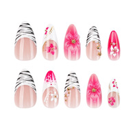 Faux ongles à presser romantiques roses en acrylique certifiés CE, motif fleur 3D, forme amande moyenne, rayures zébrées, perles dorées, French manucure brillante, vente en gros