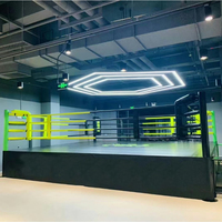 Ring de boxe surélevé avec cordes, toile, protections d'angle, escalier, structure en acier – Équipement de compétition et d'entraînement pour salle de sport – Direct Usine