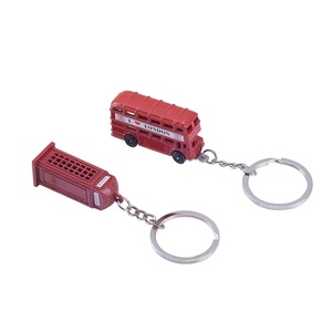 Porte-clés Souvenir de Londres Bus rouge et boîte à téléphone Cadeaux de <span class=keywords><strong>voyage</strong></span> britanniques 3D Mousqueton en métal élégant avec design imprimé UV - Product Image 3