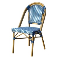 Chaises de bistrot parisien en rotin de style français pour terrasse extérieure