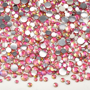 Oleeya Vente en gros de strass 10000 pièces/sac, tailles mixtes SS6-SS30, strass en résine argentés à dos plat pour la décoration des ongles - Product Image 4