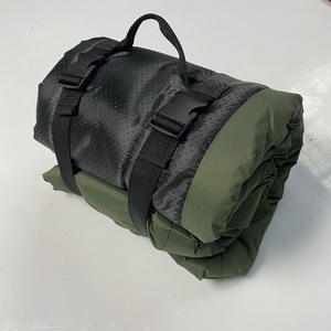 도매 휴대용 빨 수 있는 미끄럼 방지 사용자 정의 매트 캠핑 접이식 야외 토트 애완 동물 개 여행 침대 - Product Image 3