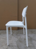 Chaises de salle à manger en plastique PP nordique pour l'intérieur, vente en gros, chaises de salle à manger en polypropylène, chaises empilables en plastique