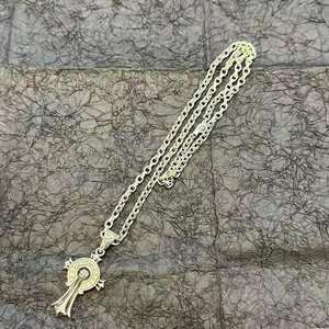 Collier croix alphabet punk rétro, pendentif initial personnalisé, design Croheart haut de gamme, bijoux tendance pour hommes et femmes - Product Image 2