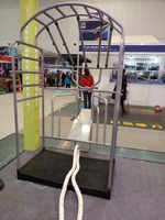 Gym Fitness Sets Machine d'étirement multifonctionnelle Stretch Cage Professional Deep Muscle Training Machine