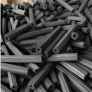 Carbón de briquetas de aserrín de alta resistencia, combustible industrial de alto rendimiento y larga duración, base de producción en Vietnam. - Product Image 1