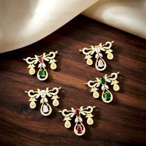 Pendentif Mangalsutra en cuivre plaqué or de qualité supérieure avec design floral en zircon, bijoux ethniques élégants pour un usage quotidien, cadeau pour femmes - Product Image 1