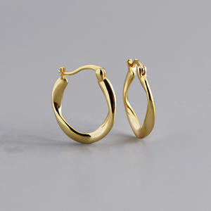 Personnalité à la mode 925 Sterling Silver <span class=keywords><strong>Morbius</strong></span> Wave Boucles d'oreilles 18K Gold Platerd Twisted Boucles d'oreilles en gros - Product Image 4