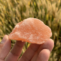 Wholesale Himalayan Salt Stone Natural Rough Quartz Stone Raw Crystal Stone for Healing Crystal Crafts
