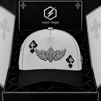 Topi Baseball Snapback Unisex dengan Pinggiran Melengkung, Lapisan Satin Custom, Bordir Manik-Manik Warna Hitam Solid, Emblem Bintang, dan Penutup Kancing yang Dapat Disesuaikan