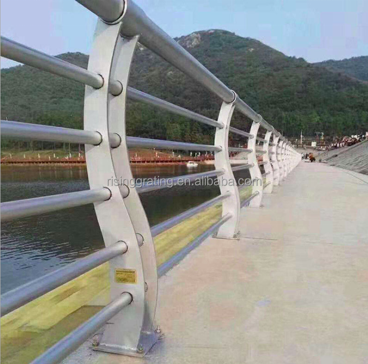 Ponte industriale esterno in acciaio scala ringhiera in alluminio in acciaio inox tubo corrimano ringhiera