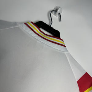 قميص كرة قدم رجالي بتصميم رياضي عتيق على الطراز التايلاندي، مصنوع من البوليستر، طقم ملابس رياضية أنيق - Product Image 3