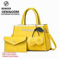 Ensemble de sacs à main vintage pour femmes, 2 pièces : sac fourre-tout et sac seau, avec porte-clés pompon en fourrure, grande capacité, logo personnalisé, fermeture à chaîne, vente en gros
