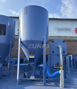 Mélangeur d'aliments pour animaux UNIO 500 kg/h, cuve de mélange verticale, utilisation en élevage, construction métallique, taille des <span class=keywords><strong>granulés</strong></span> hautement personnalisable, neuf - Product Image 4