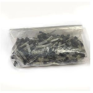 Transistores 2SC1815 NPN 50V 0.15A de 3 Pines TO-92 C1815 - Product Image 3