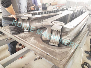 Máquina de producción de tubos de plástico <span class=keywords><strong>corrugado</strong></span> de una pared, fabricación de mangueras de <span class=keywords><strong>electricidad</strong></span>, PP, PE y <span class=keywords><strong>PVC</strong></span> - Product Image 2