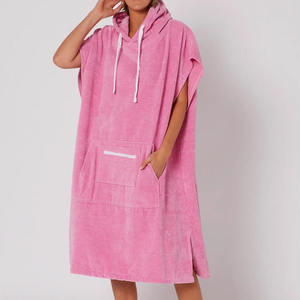 Serviette à capuche en coton pour adulte avec poche zippée pour le surf et la plage - Product Image 4