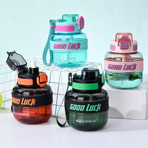 Taza de agua de plástico portátil para exteriores de dos colores, 650ml/1100ml, <span class=keywords><strong>Granada</strong></span> de celebridades de Internet y diseño de bolas para bebidas deportivas de viaje - Product Image 3