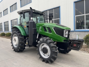 <span class=keywords><strong>Tracteur</strong></span> agricole à quatre roues motrices de 140 chevaux avec pneus larges anti-crevaison, spécial pour la culture des rizières - Product Image 3