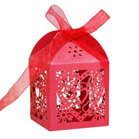 Boîte à bonbons ajourée en forme de cœur pour les fêtes et les fiançailles, emballage de chocolat de mariage en papier nacré de qualité alimentaire, fabrication en usine