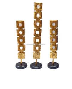 Lot de 3 objets de table en laiton plaqué or avec support recouvert de noir, parfaits pour la décoration intérieure élégante et les intérieurs élégants. - Product Image 1