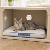 Gestepptes Silikon-Katzenkäfig-Pad mit Kühlendem Tragbarem Design, Transparentem Seitenfenster und Rutschfester Basis für Innen-Katzenkäfige