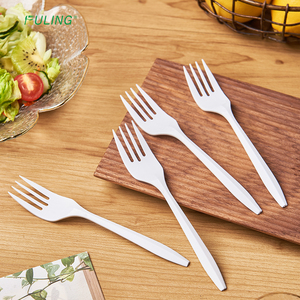 Tenedor Desechable de Plástico Blanco y Negro Envuelto Individualmente de PP/PS de FULING Manufacturer - Product Image 6